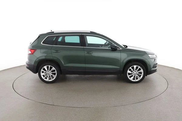 Skoda Karoq (2018) — foto 13 van 16