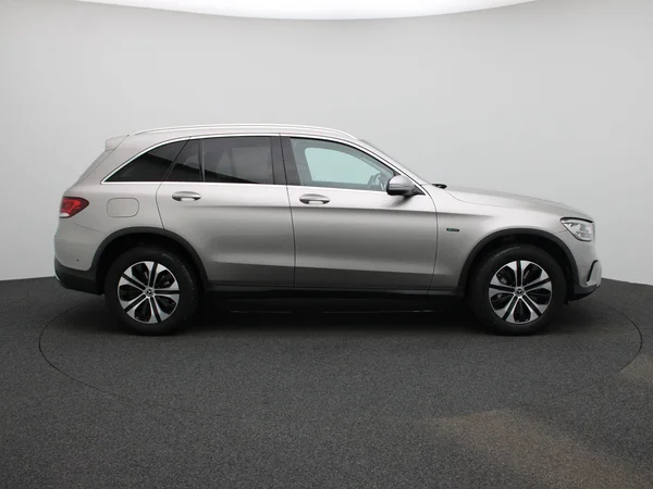 Mercedes-Benz GLC (2021) — foto 41 van 44