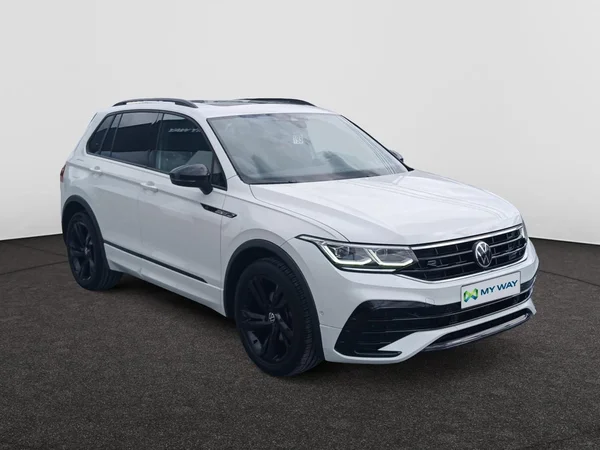 VOLKSWAGEN Tiguan (2023) — foto 14 van 21