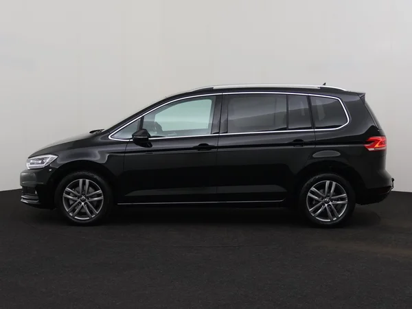 VOLKSWAGEN Touran (2025) — foto 15 van 20