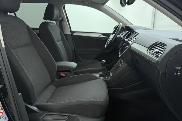 Volkswagen Tiguan (2018) — foto 20 van 22