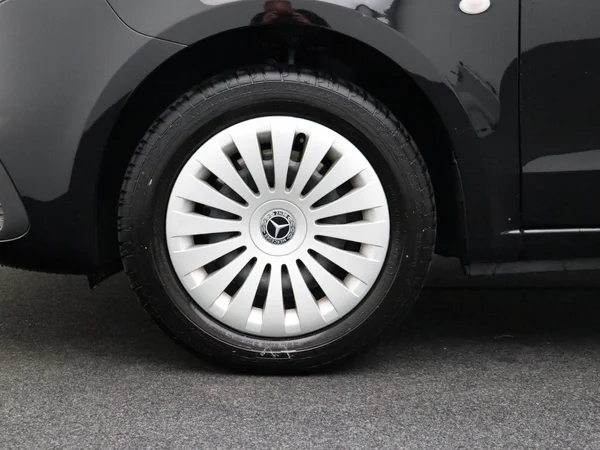 Mercedes-Benz Vito (2025) — foto 24 van 26