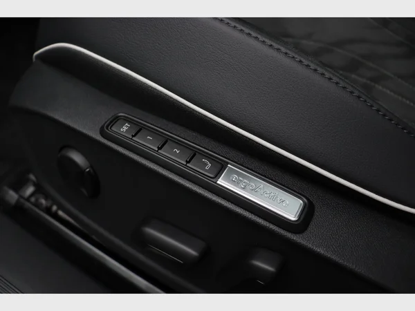 VOLKSWAGEN ID.5 (2022) — foto 3 van 23