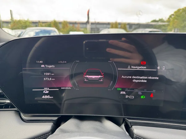 AUDI A6 Sportback e-tron (2025) — foto 6 van 24