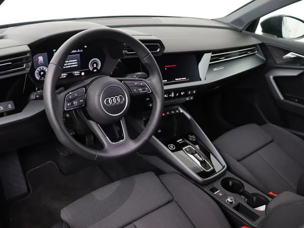 AUDI A3 Sportback (2025) — foto 17 van 18