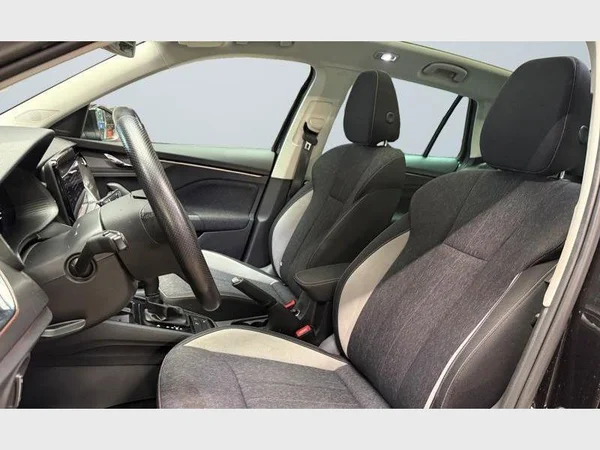 Skoda Kamiq (2020) — foto 4 van 25