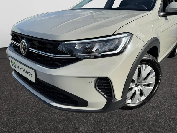 VOLKSWAGEN Taigo (2024) — foto 10 van 17