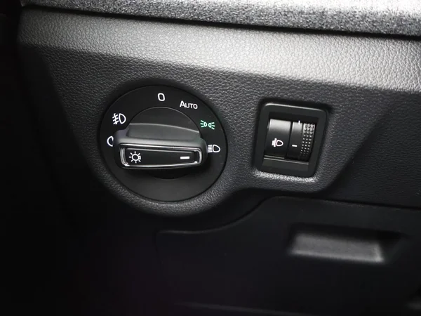 SKODA Kamiq (2025) — foto 9 van 27