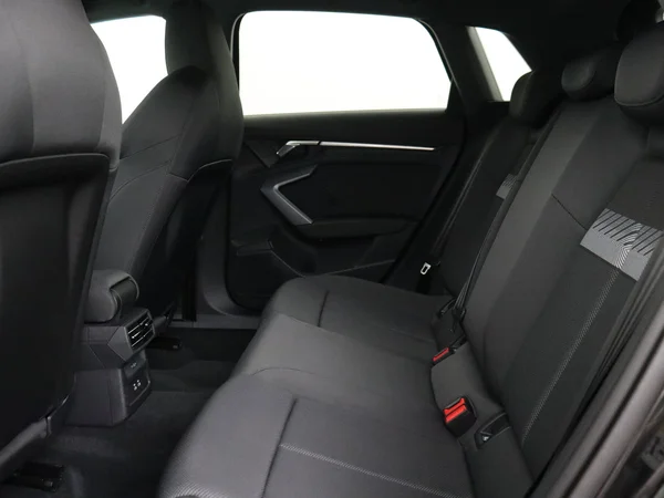 AUDI A3 Sportback (2025) — foto 4 van 18