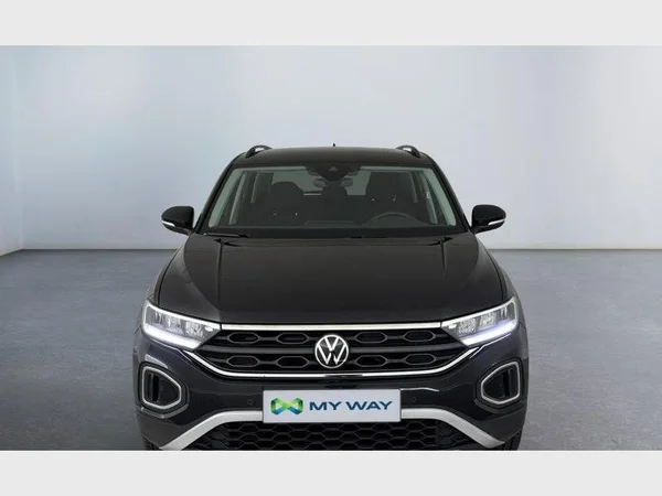 Volkswagen T-Roc (2023) — foto 12 van 22