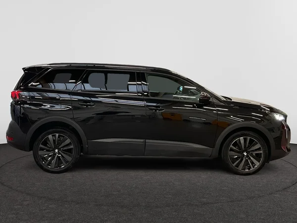 PEUGEOT 5008 (2024) — foto 18 van 23