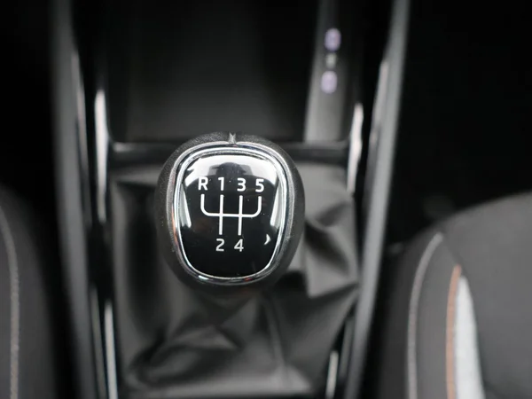 SKODA Kamiq (2024) — foto 8 van 26