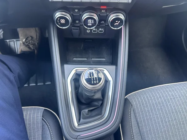 Renault Clio (2026) — foto 13 van 28