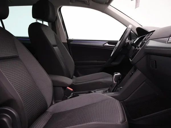 Volkswagen Tiguan (2022) — foto 26 van 29