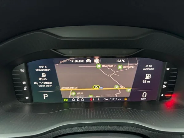 SKODA Karoq Dsl (2025) — foto 11 van 32