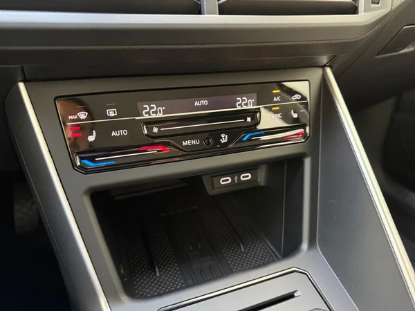 VOLKSWAGEN Polo (2026) — foto 3 van 16