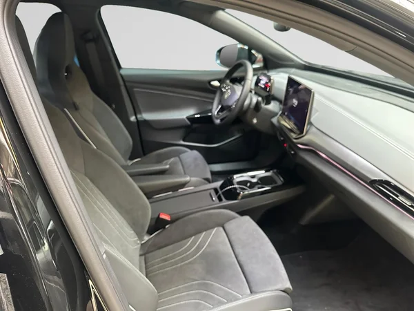 VOLKSWAGEN ID.4 (2026) — foto 8 van 23