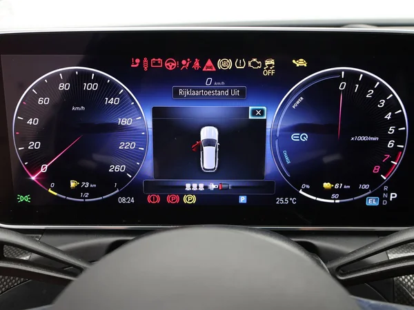 MERCEDES-BENZ C Break (2022) — foto 26 van 32