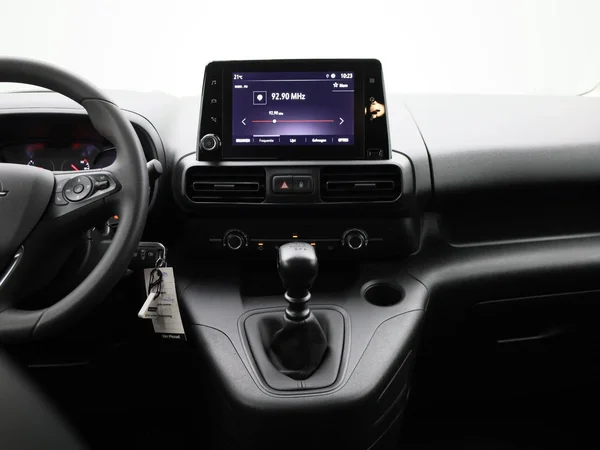 Opel Combo Life (2023) — foto 3 van 39