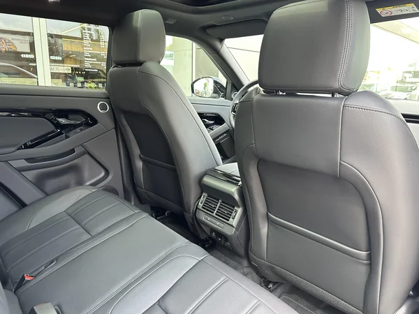 Land Rover Range Rover Evoque (2025) — foto 3 van 28