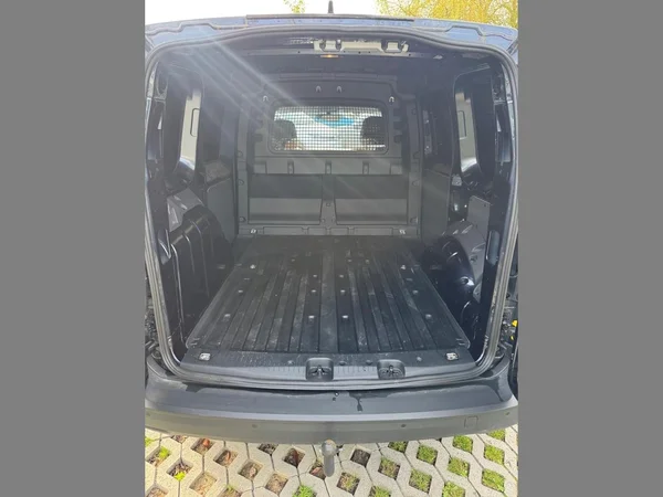 VOLKSWAGEN Caddy Van Dsl (2025) — foto 9 van 10