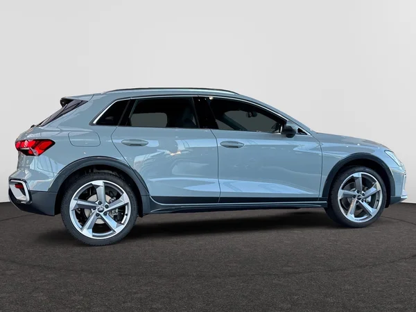 AUDI A3 Alltstreet (2025) — foto 19 van 21