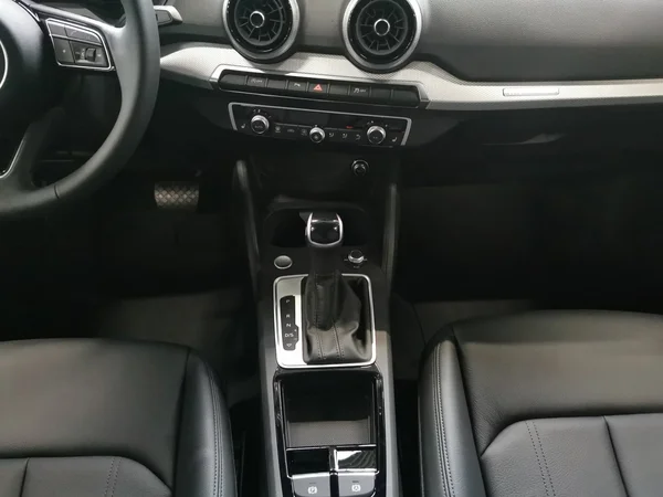 AUDI Q2 (2025) — foto 5 van 14