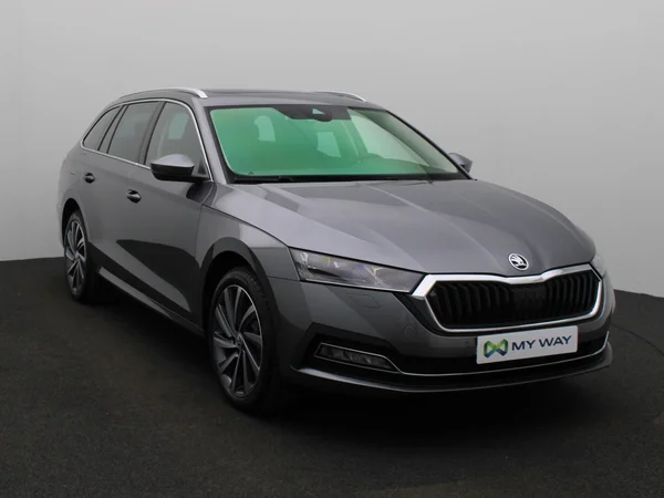 SKODA Octavia Combi (2025) — foto 12 van 27