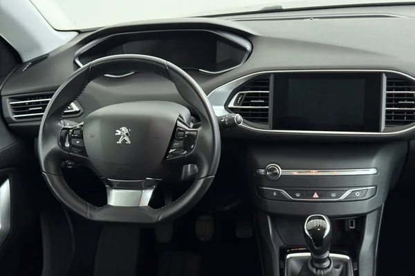 Peugeot 308 (2020) — foto 13 van 28