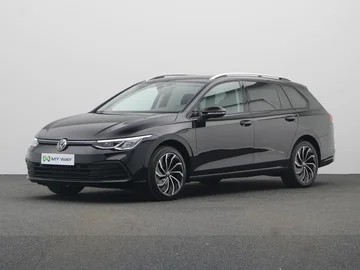 VOLKSWAGEN Golf VIII SW (2024)