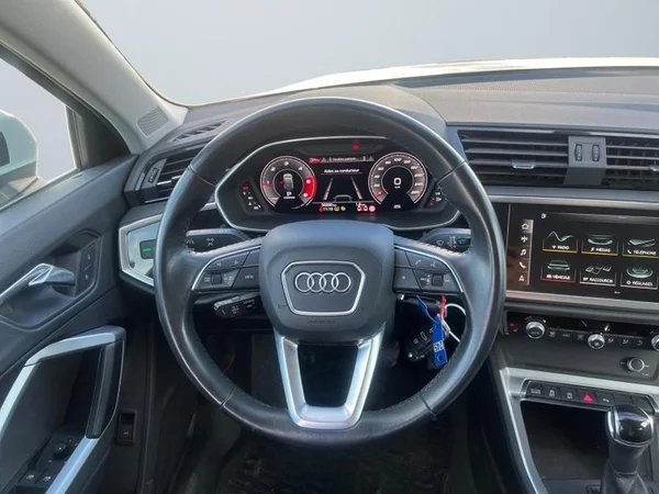 AUDI Q3 Sportback Dsl (2020) — foto 15 van 31