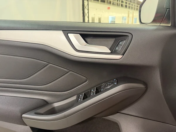 Ford Focus (2019) — foto 10 van 29