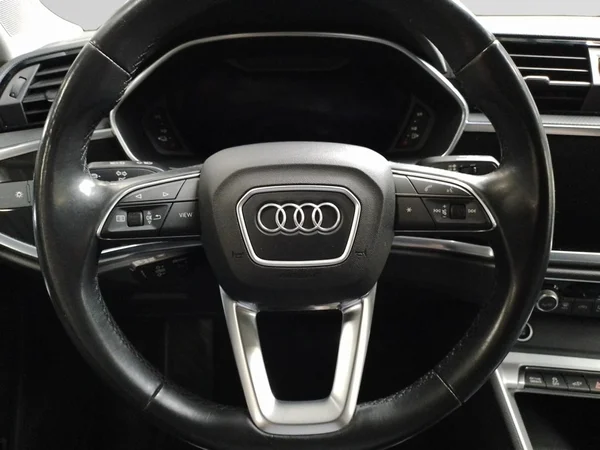 AUDI Q3 Sportback PHEV (2022) — foto 5 van 23