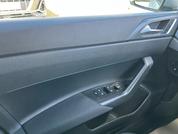 VOLKSWAGEN Polo (2023) — foto 8 van 24