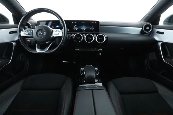 Mercedes-Benz CLA-Klasse (2020) — foto 3 van 16