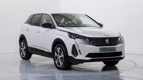 Peugeot 3008 (2024) — foto 44 van 46