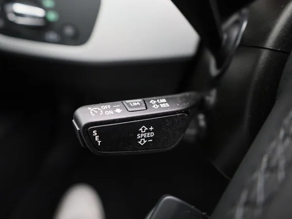 Audi A4 (2024) — foto 16 van 46