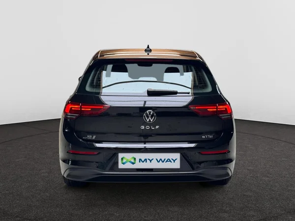 VOLKSWAGEN Golf VIII (2024) — foto 10 van 15