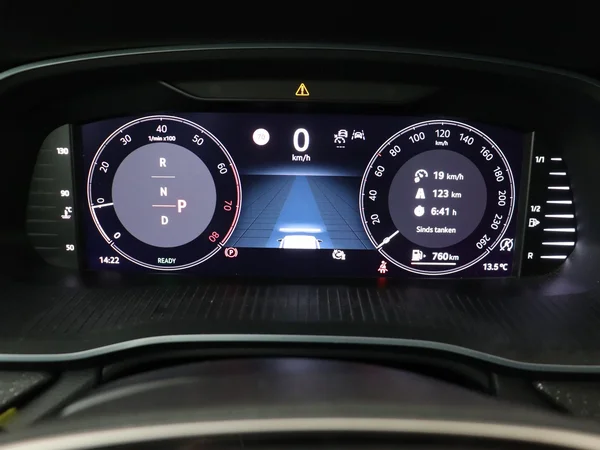 SKODA Octavia Combi (2024) — foto 5 van 19