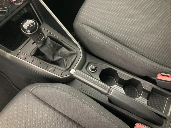 VOLKSWAGEN Polo (2019) — foto 19 van 36