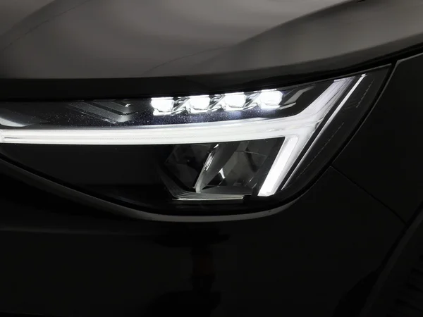 Volvo XC40 (2023) — foto 9 van 41