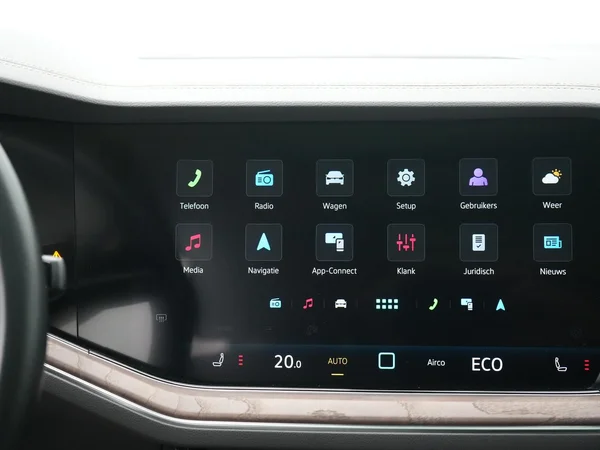 VOLKSWAGEN Touareg eHybrid (PHEV) (2023) — foto 6 van 23