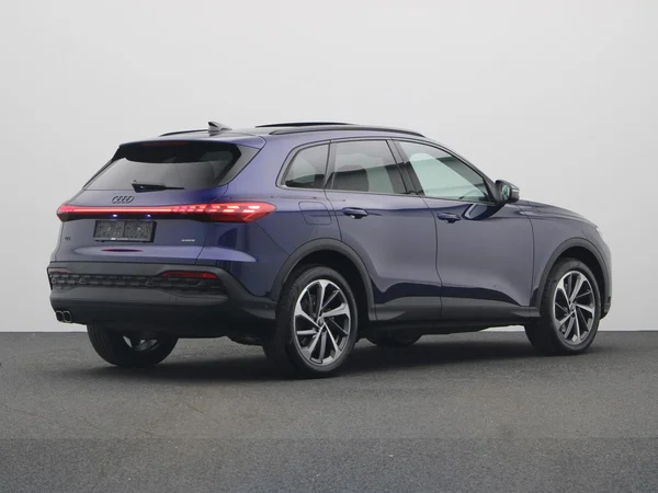 AUDI Q5 Dsl (2025) — foto 12 van 24