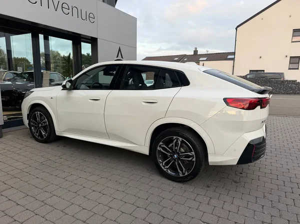Bmw X2 (2025) — foto 16 van 24