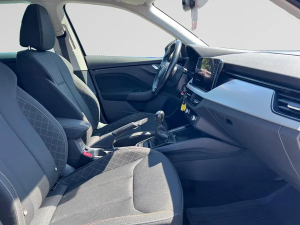 SKODA Kamiq (2021) — foto 14 van 18
