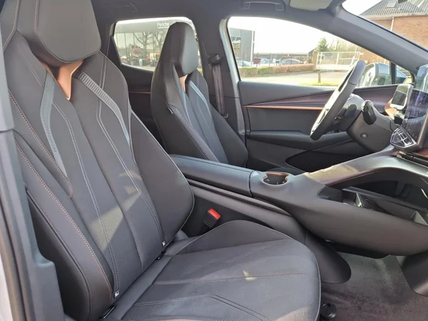 CUPRA Tavascan (2026) — foto 13 van 20