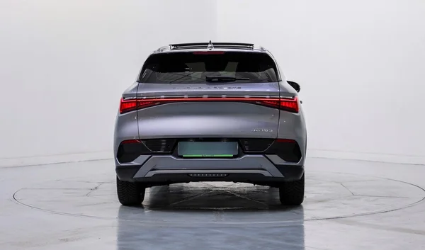 BYD Atto 3 (2024) — foto 34 van 53