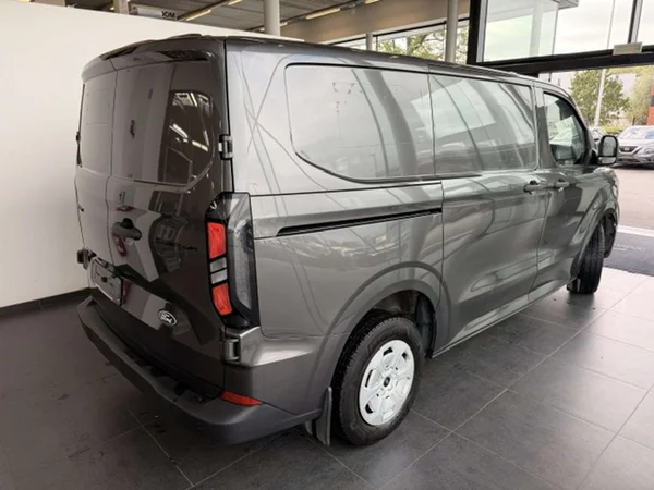 Ford Transit Custom (2025) — foto 17 van 21
