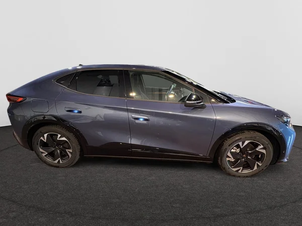 CUPRA Tavascan (2025) — foto 24 van 24