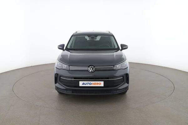 Volkswagen Tiguan (2024) — foto 15 van 16
